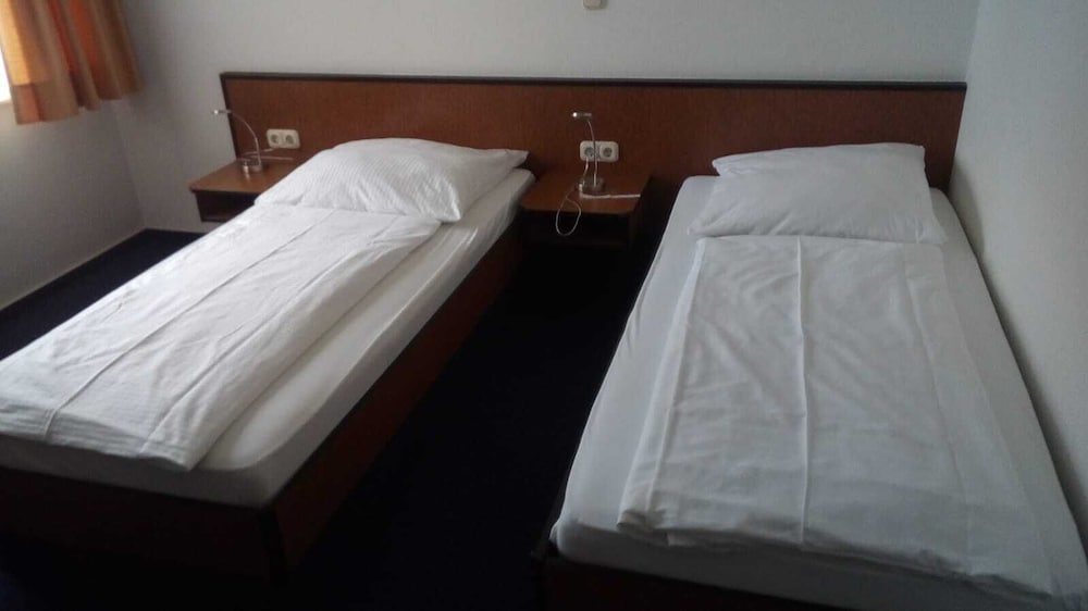 Twin Room photo 1