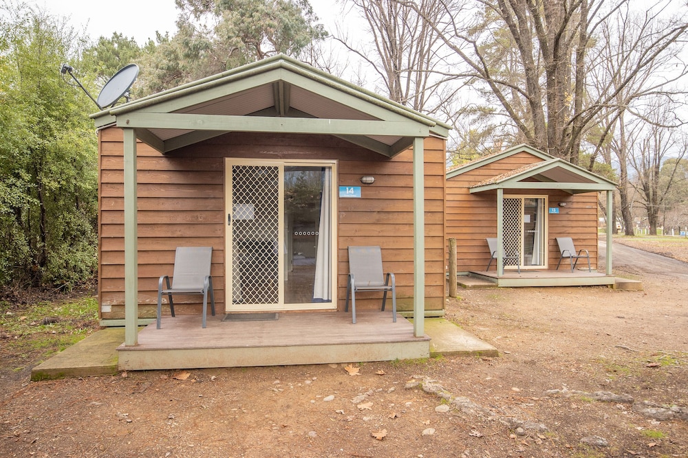 Cedar Cabin photo 1