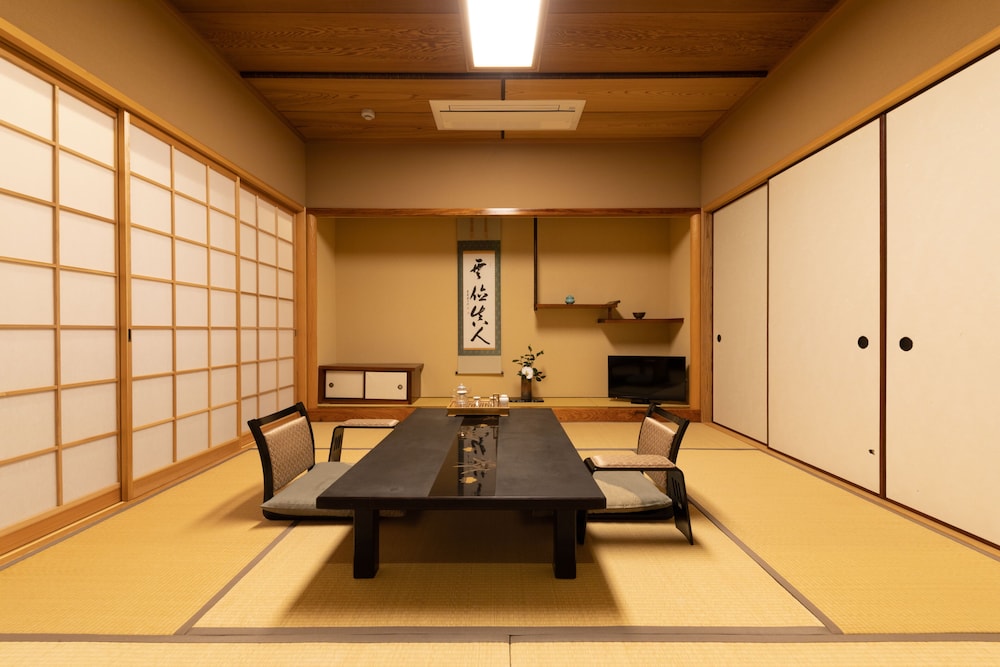 Premium Suite, Tatami Area, Private And Open Air Bath, Take, Non Smoking - Teppan Takasaki photo 2