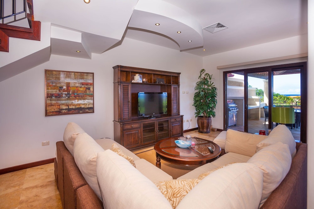 House, 4 Bedrooms