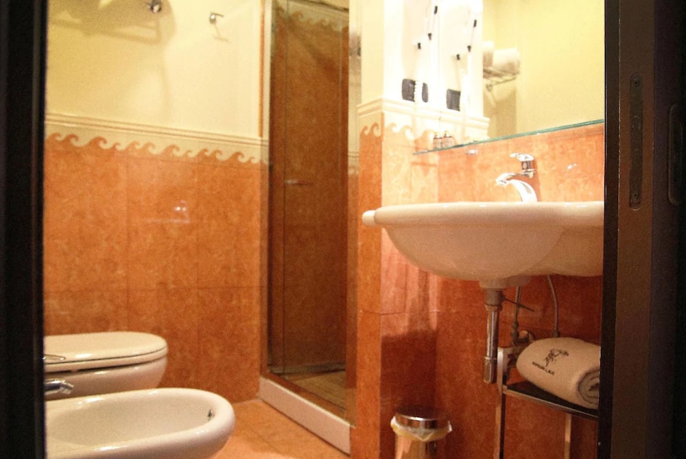 Comfort Suite photo 3