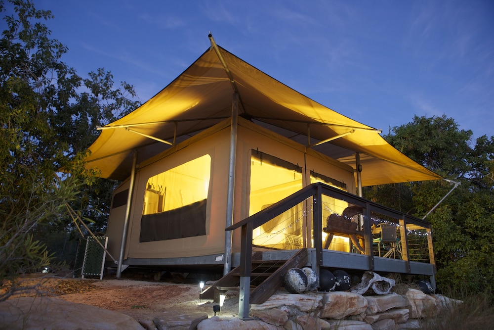 Standard Room, Non Smoking, Balcony (Bayview Tent) photo 2