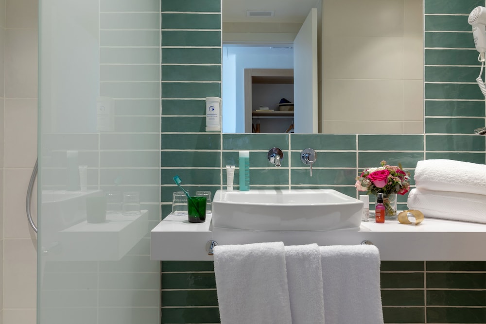 Superior Double Room - Photo 19