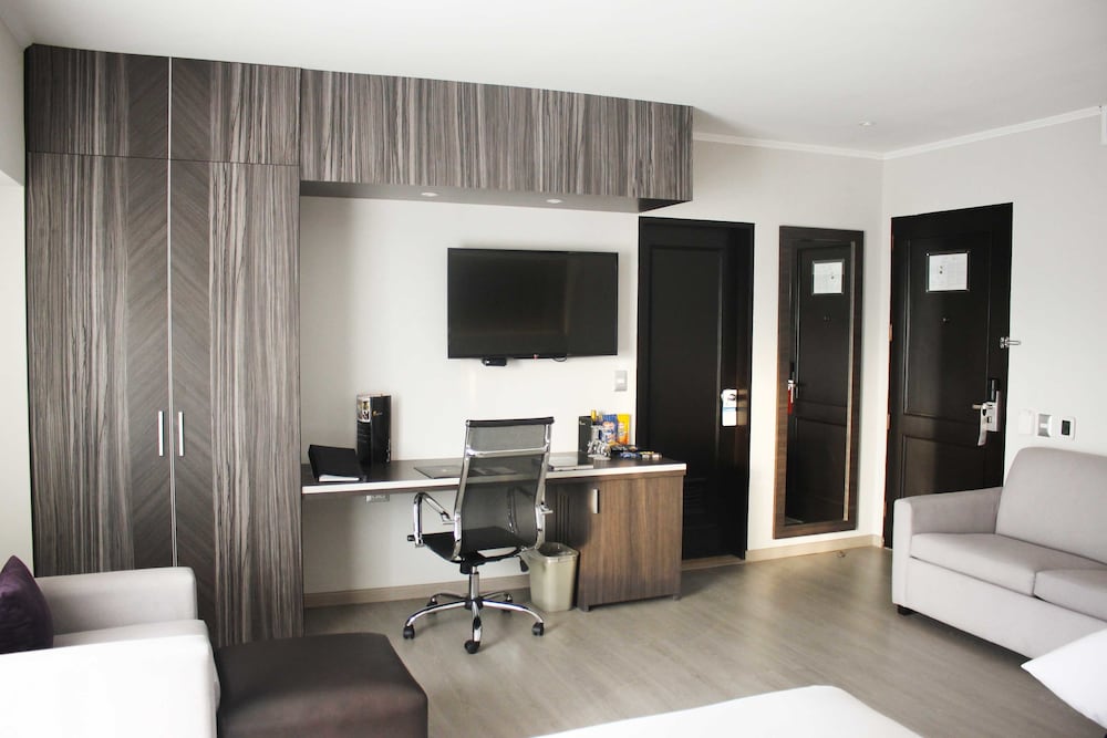 Junior Suite, 1 Double Bed - Photo 3