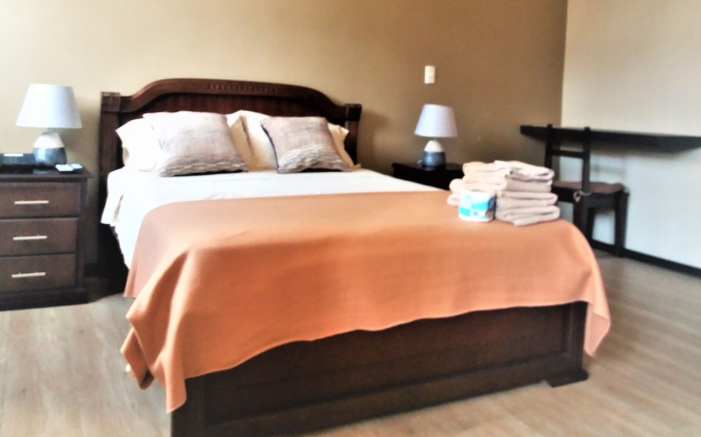 Basic Suite photo 1