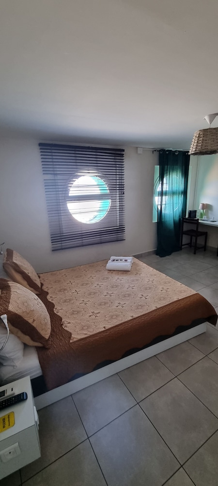 Triple Room, Sea View photo 3