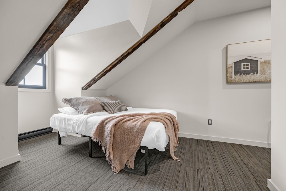 Luxury Suite photo 2