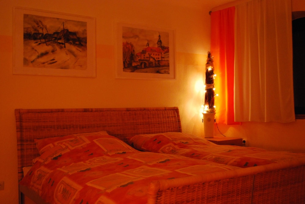 Basic Double Room photo 2