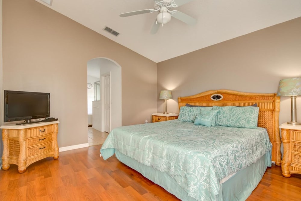 House, 4 Bedrooms