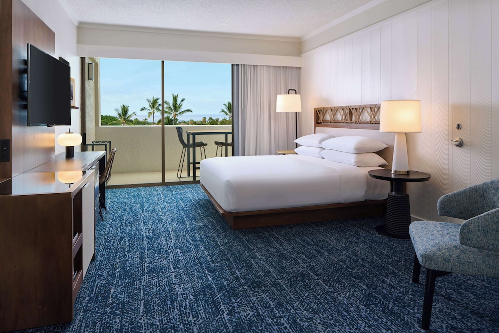 Room, 1 King Bed, Mobility Accessible, Ocean View