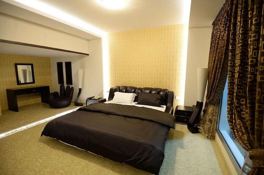 Twin Room, 2 Twin Beds photo 2