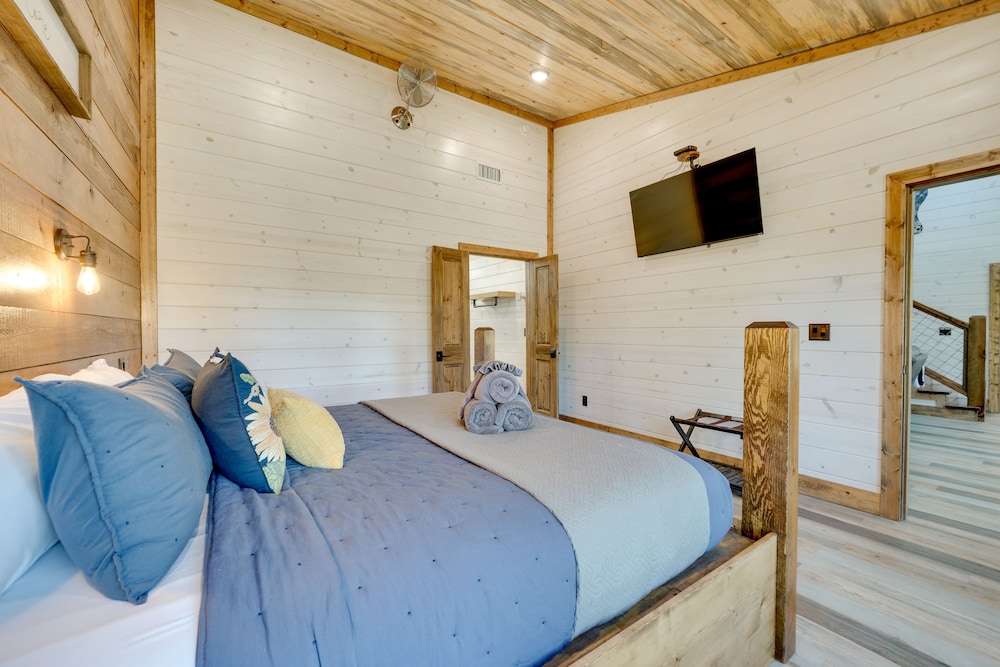 House (2 Bedrooms) photo 2