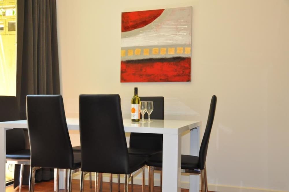 Apartment, 2 Bedrooms, Kitchen photo 3