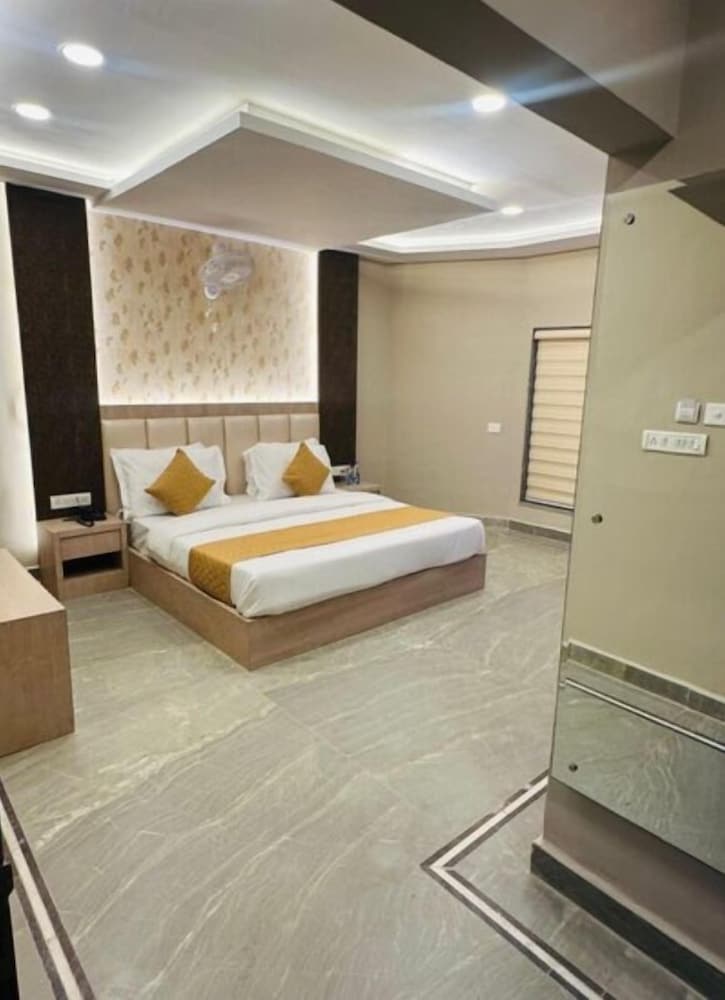 Club Double Room