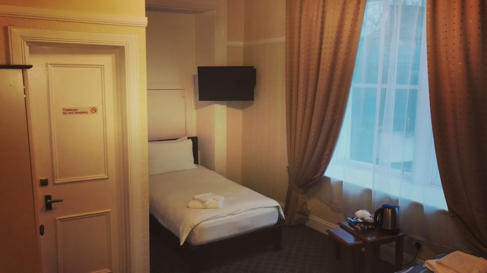 Room 2 photo 2