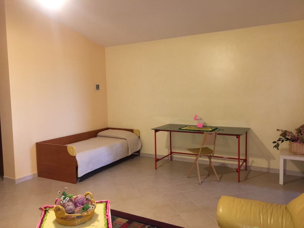 Double Room, Shared Bathroom photo 2