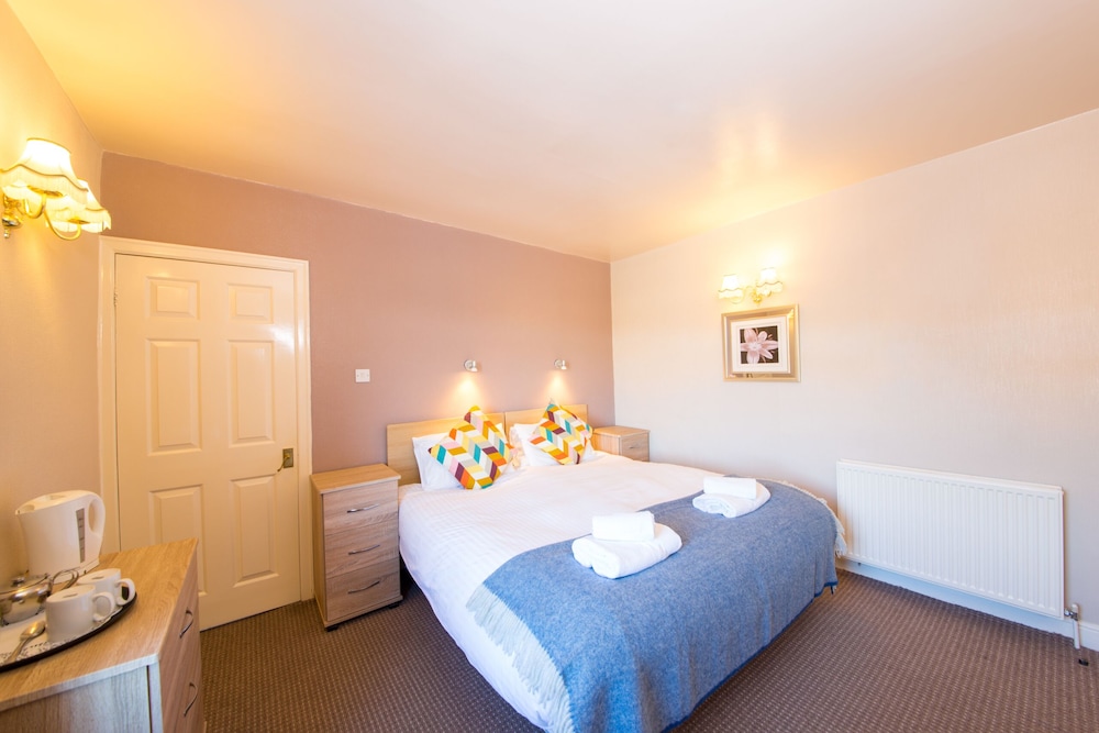 Standard Double or Twin Room, Ensuite - Photo 2
