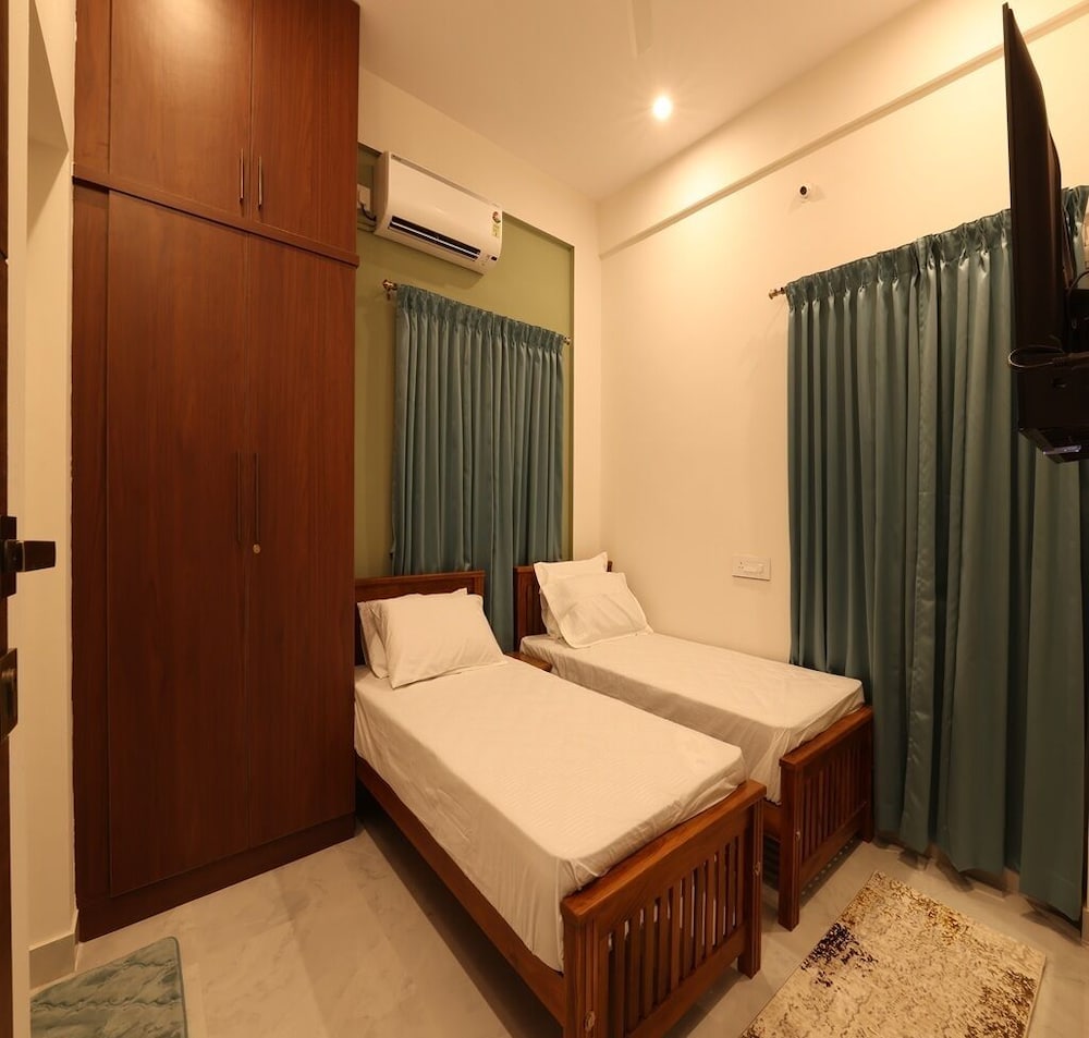 Single Luxury Suite Room (1Bhk)