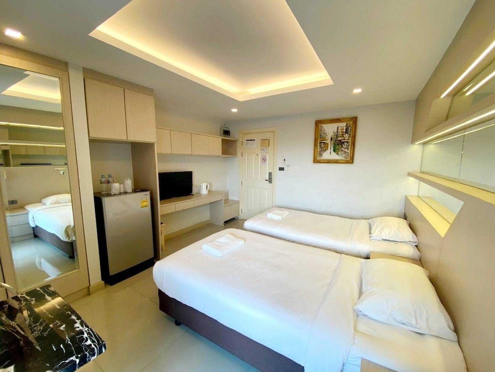 Standard Twin Room photo 1