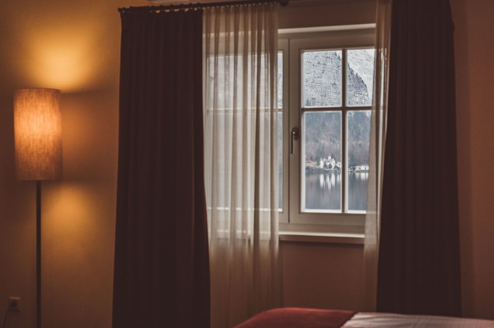Deluxe Double Room (Lake View, German Twin Beds) - Photo 3