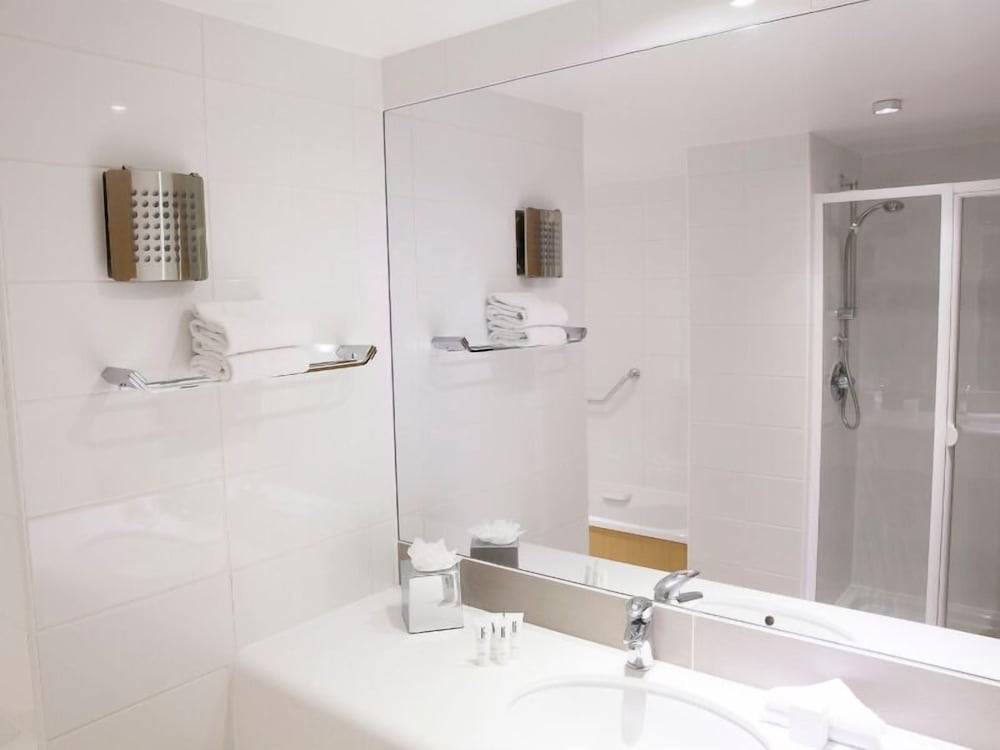 Signature Studio Suite photo 2