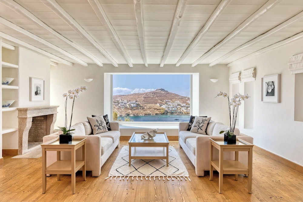 Villa, 4 Bedrooms, Sea View (Balcony) thumbnail 5