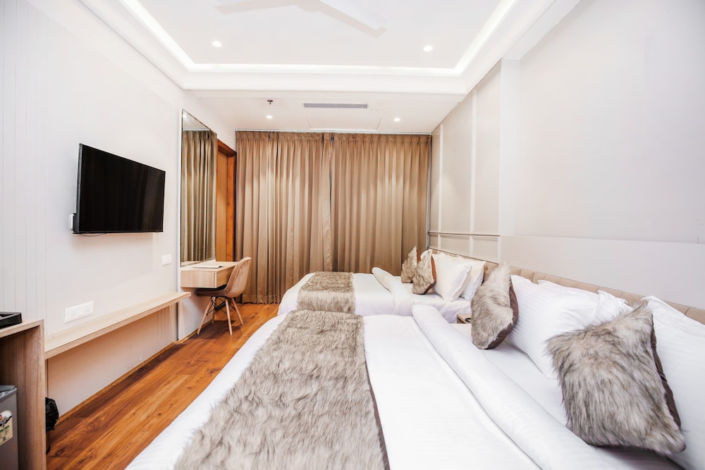Family Quadruple Room, Courtyard View