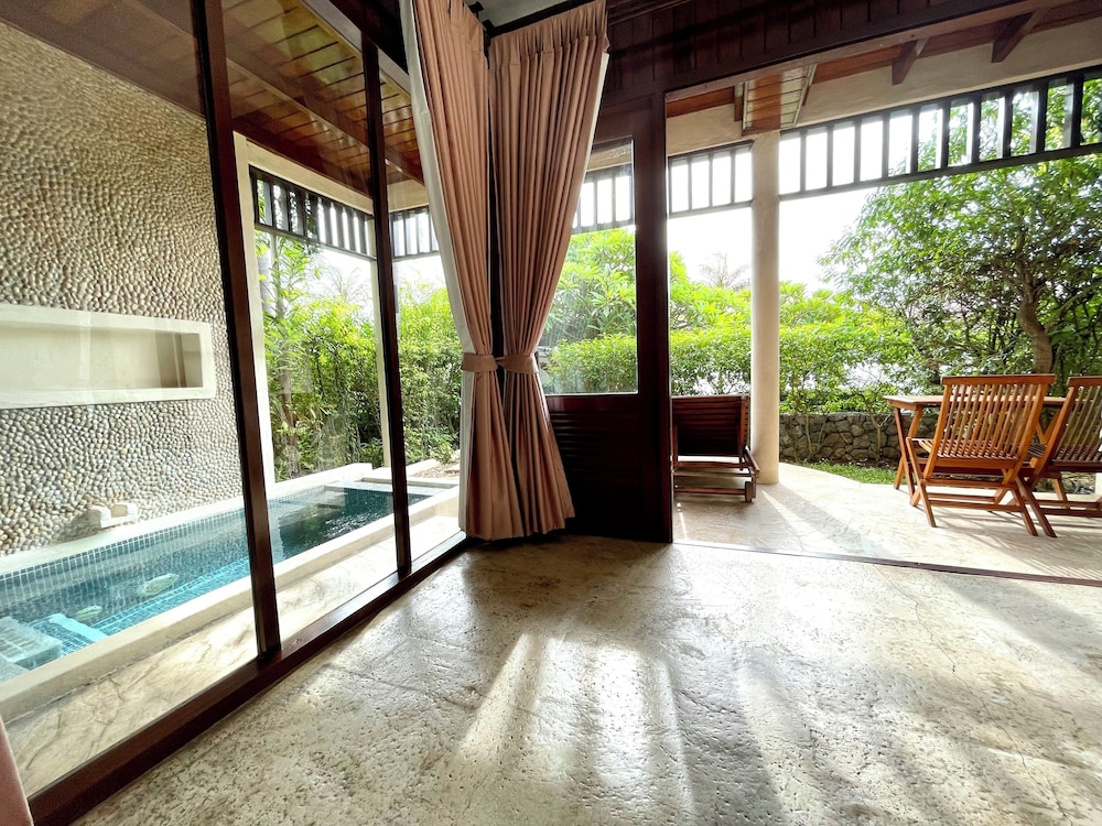 Garden Pool Suite - Photo 3