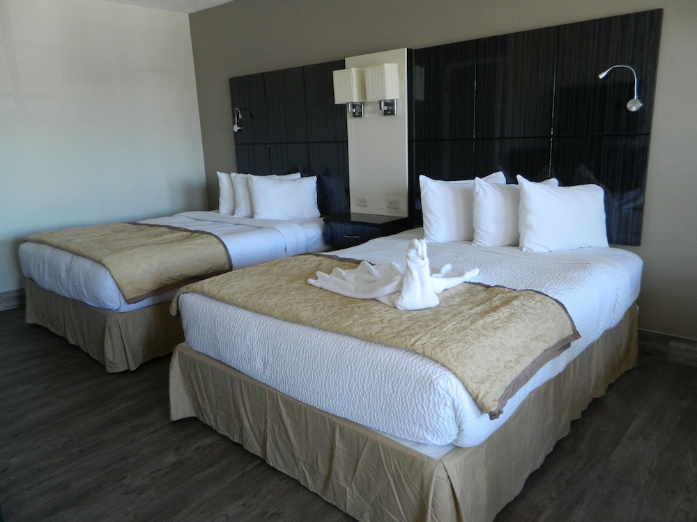 Habitación Doble Estándar, 2 camas Queen, No Fumadores, Vista a la Bahía