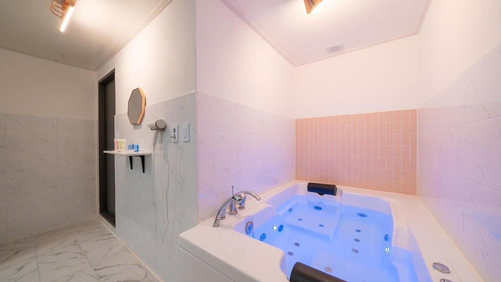 Basic Room, 1 Bedroom (102Ho(spa)) - Photo 7