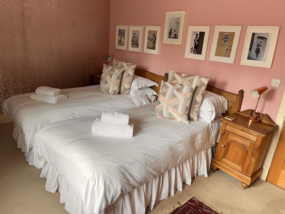 Family House, Shared Bathroom, Garden View (The Coach House) photo 3