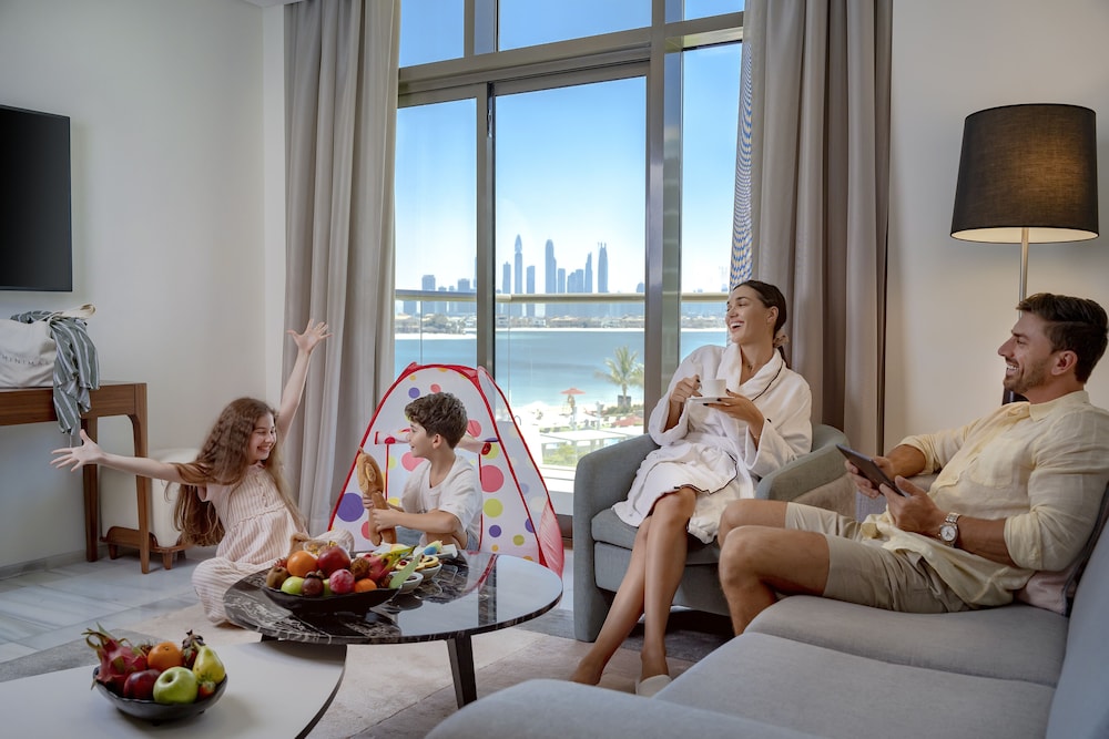 Family Suite, 2 Bedrooms, Sea View (Dining, Kitchen, Palm)