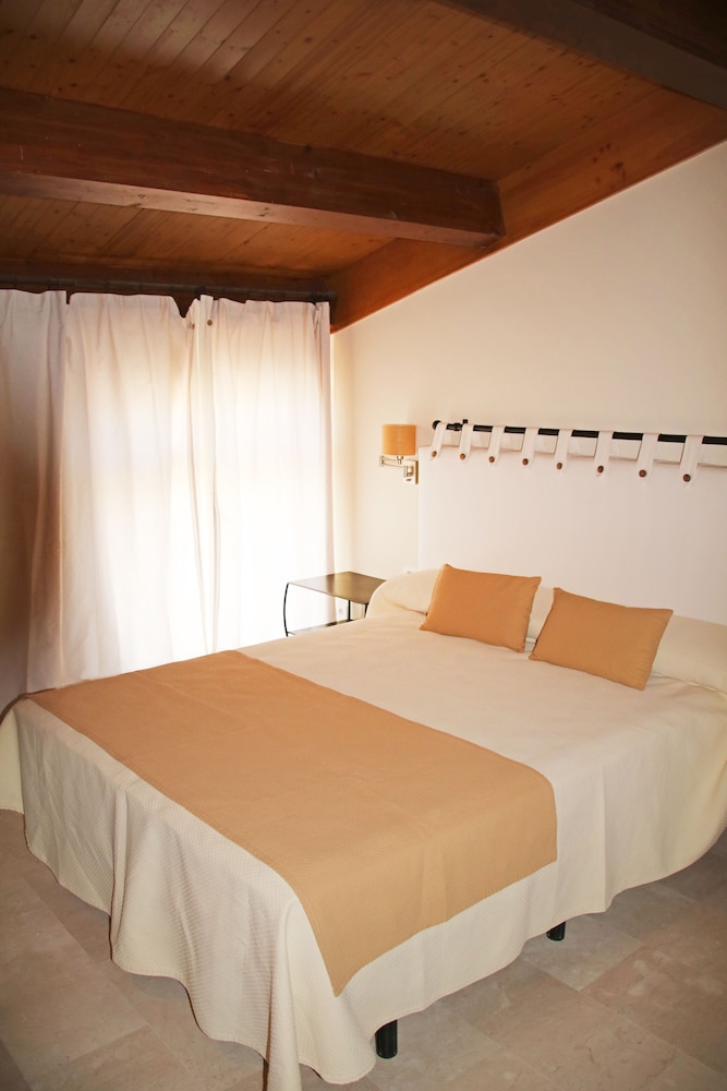 Standard Double Or Twin Room - Garden View
