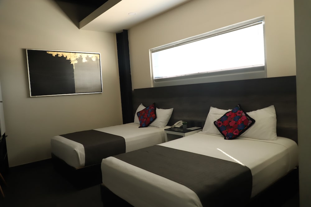 Suite, 2 Double Beds
