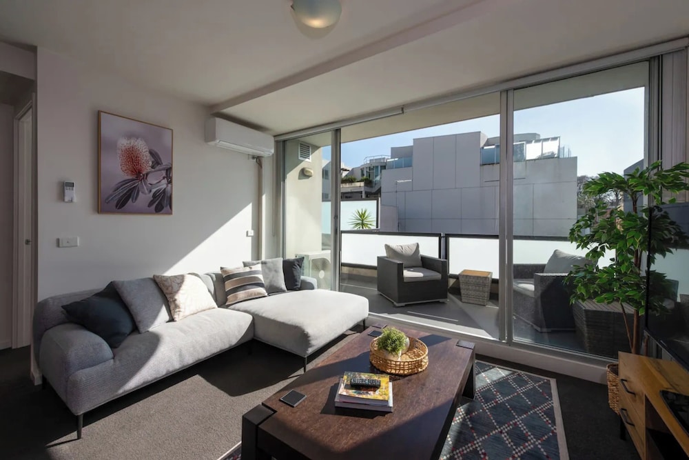 Basic Apartment, 2 Queen Beds