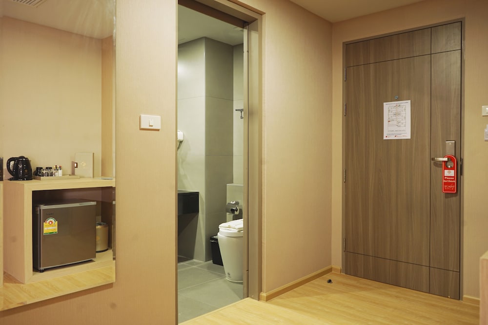 Premier Twin Room photo 2