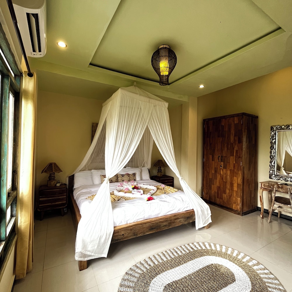 Deluxe Room, Kitchenette photo 3