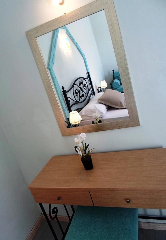 Superior Studio, Kitchenette photo 2