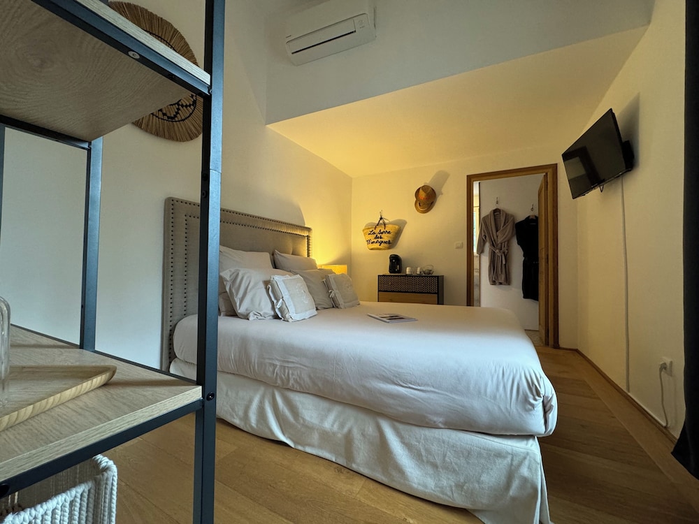 Deluxe Room photo 1