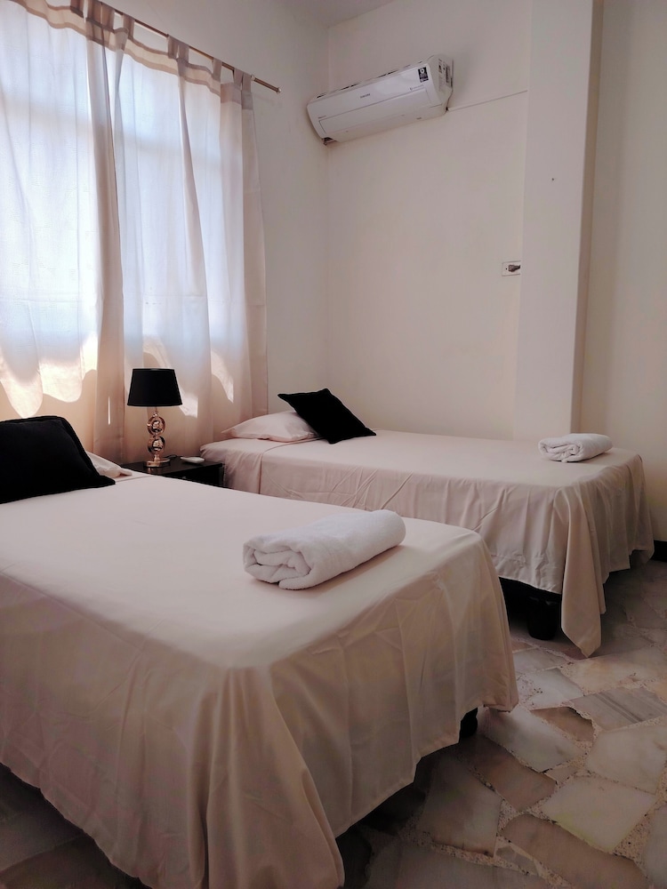Family Apartment, 2 Bedrooms, Kitchenette photo 2