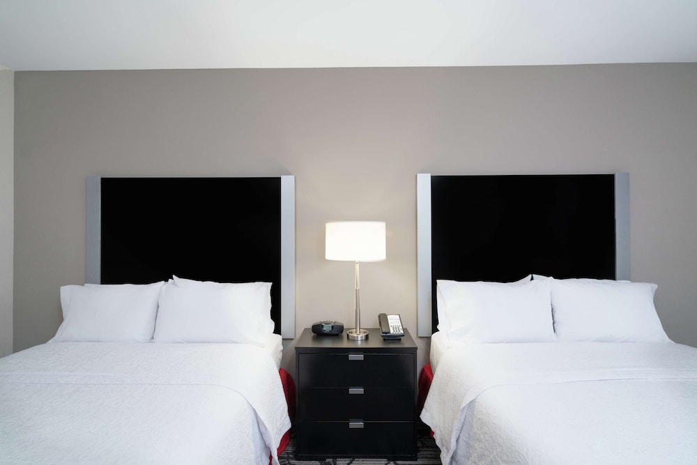 Room, 2 Queen Beds, Accessible (Hearing) photo 1
