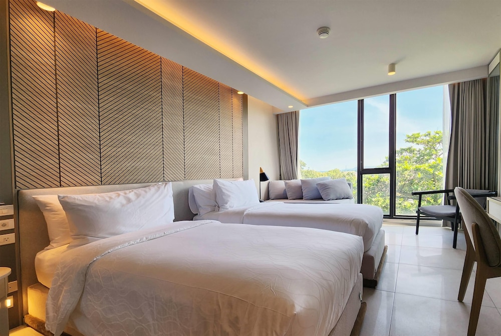 Superior Room, 2 Twin Beds, Non Smoking - Photo 1