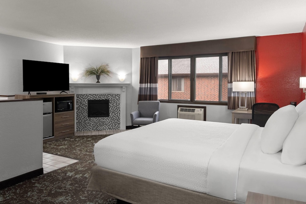 Deluxe Suite, 1 King Bed, Non Smoking