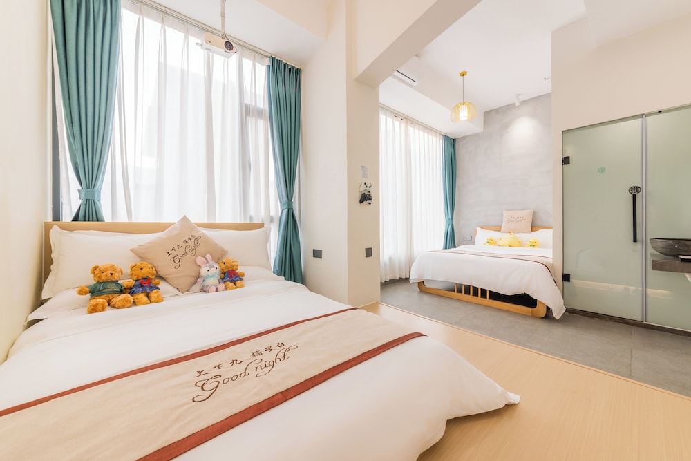 Family Suite (laser projector+standalone Wi-Fi+English-friendly)