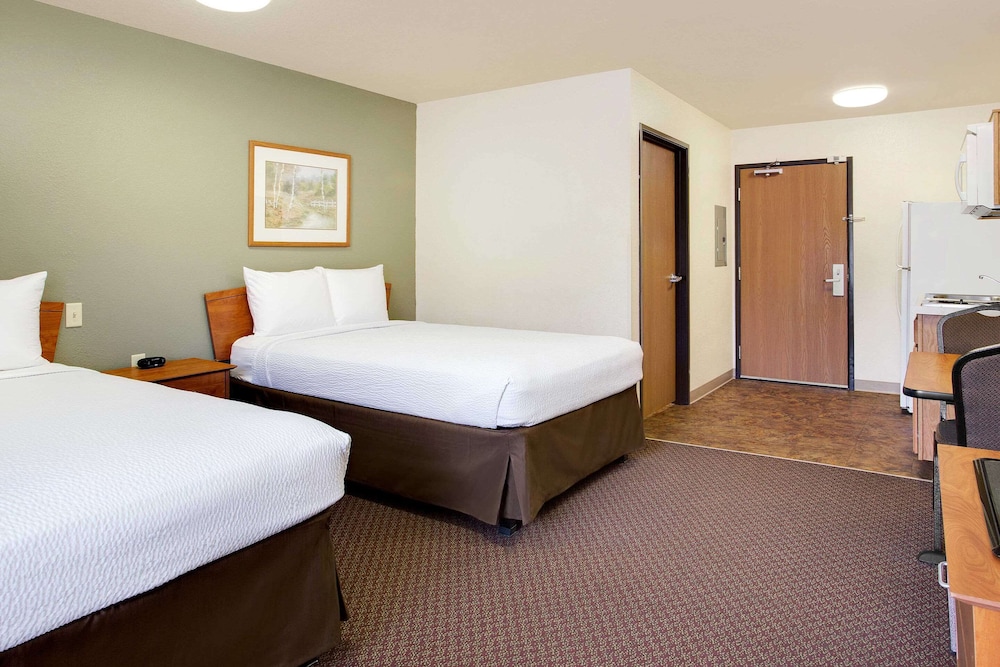 Suite, 2 Queen Beds, Non Smoking photo 3