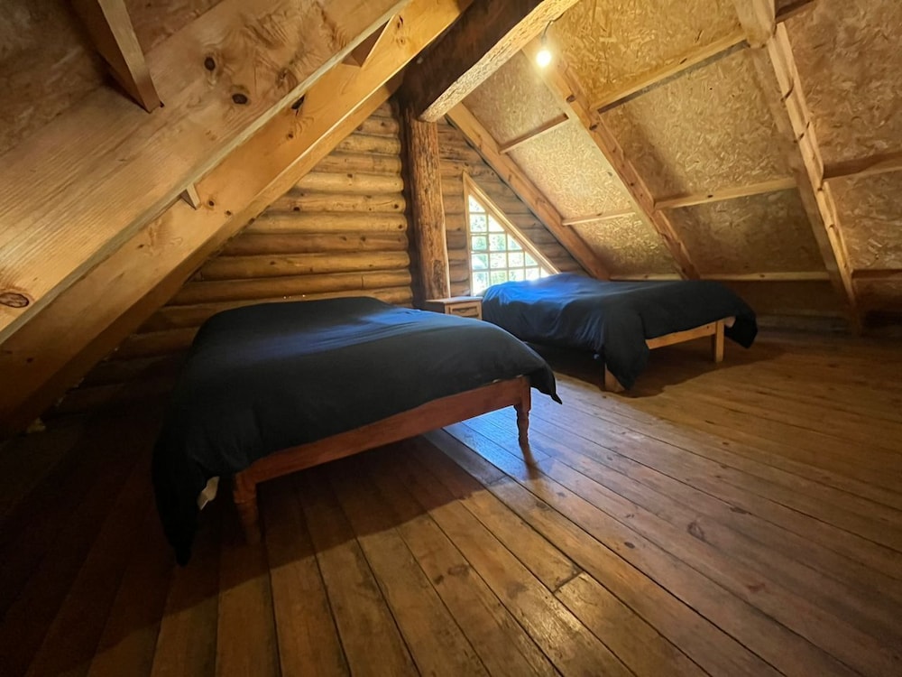 Standard Cabin (2)