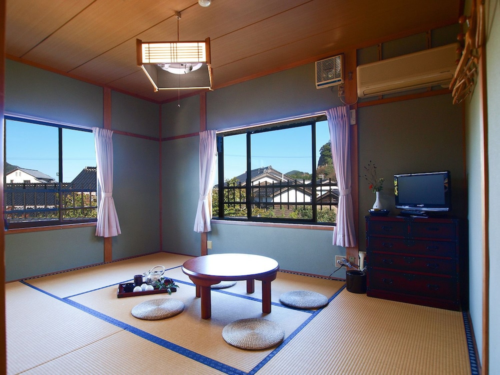 Japanese Style Room for 6 People