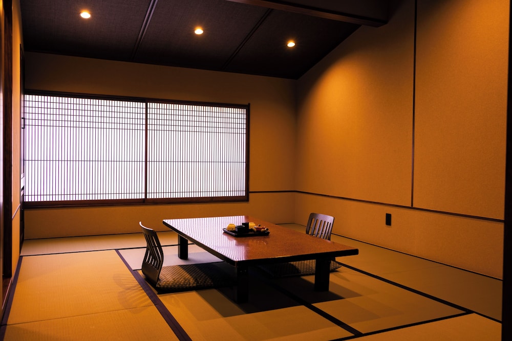 Japanese Style Standard Room with Private Bath (Shitashimi no ma),Private Bath 30mins, Dinner Sushi photo 3