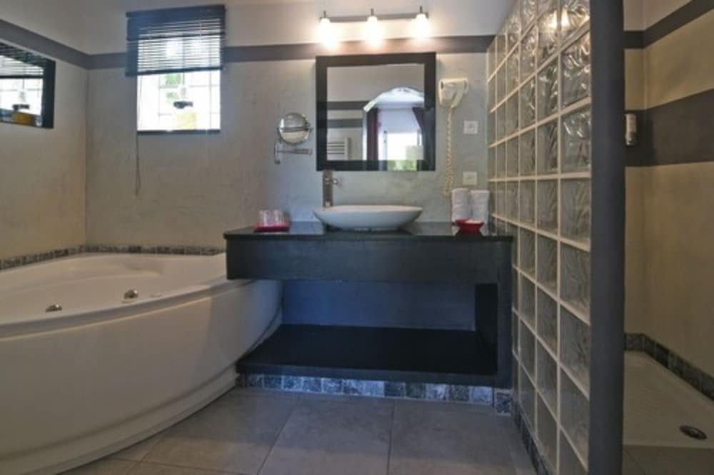 Classic Quadruple Room, Terrace - Photo 2