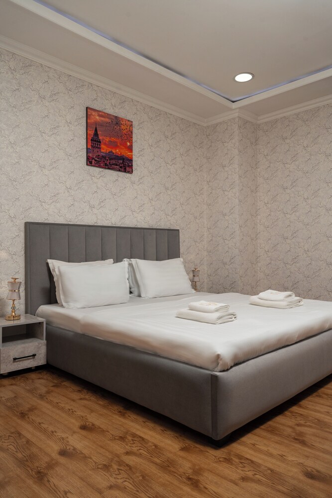 Basic Double or Twin Room